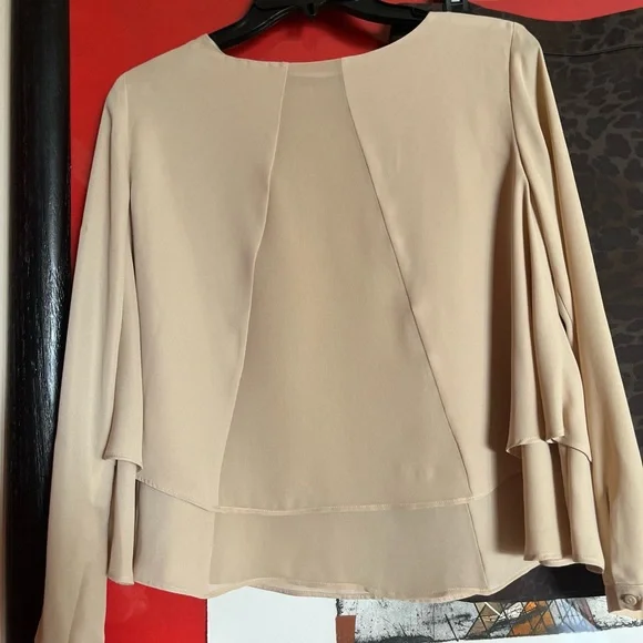 Zara cream tan long sleeve double layer bell hem blouse - Picture 2 of 8